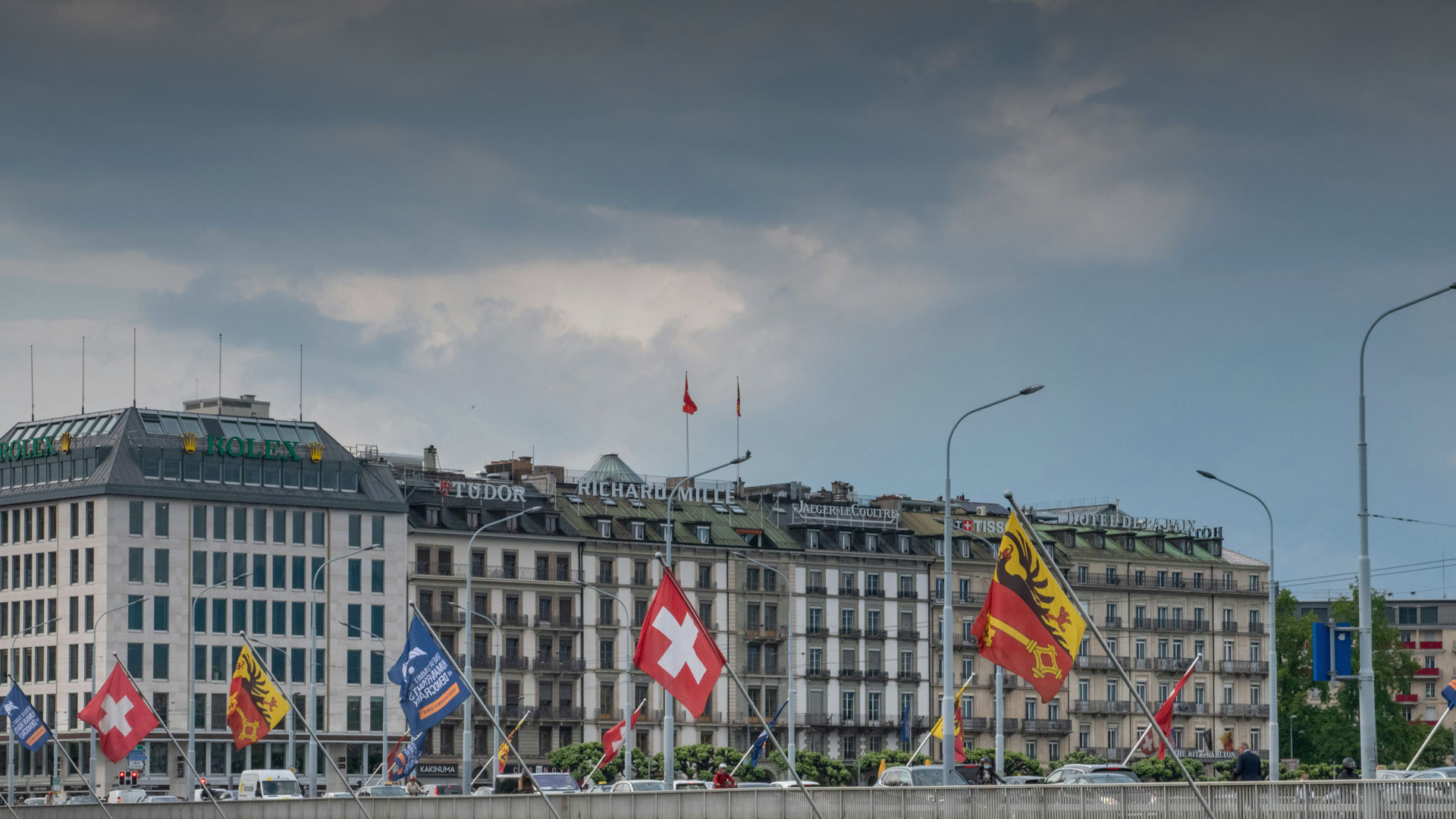 Vue sur des entreprises dans la rue à Genève